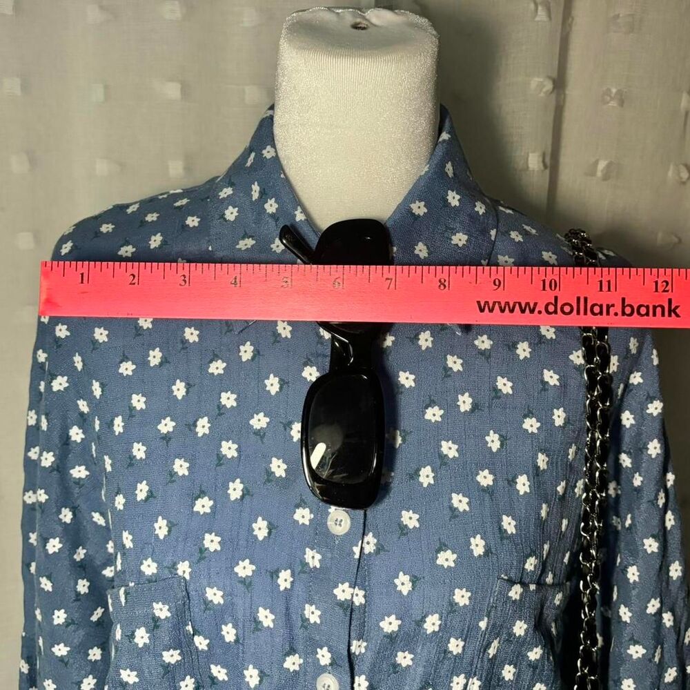 Women's Floral Blue Button Up Shirt - Picture 3 of 8